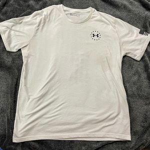 Under Armour freedom shirt nwot
